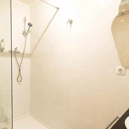 Charme De Caparica Guest house