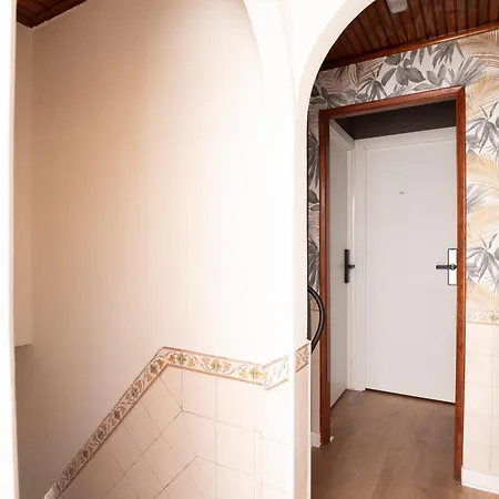 Guest house Charme De Caparica 3*